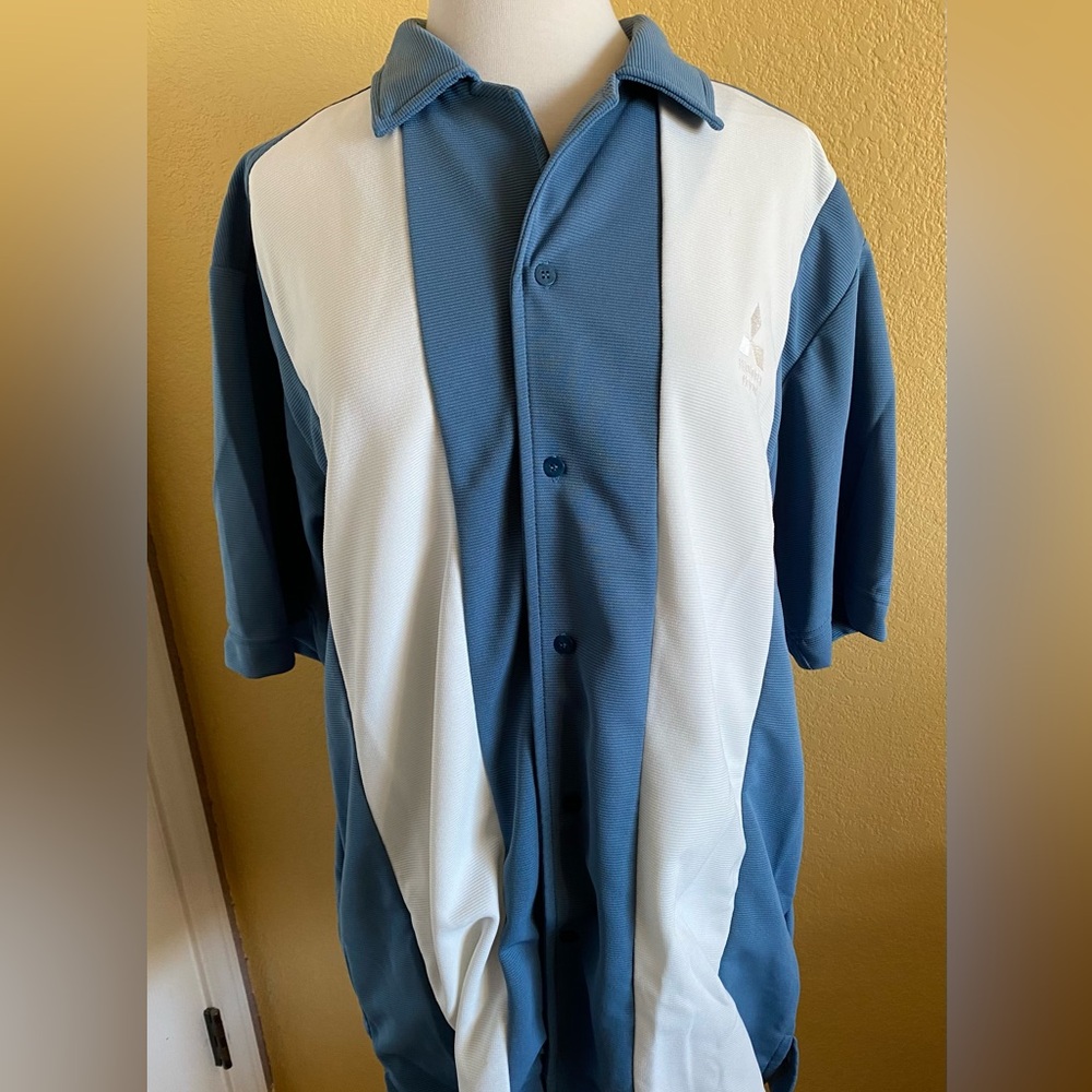 Vintage Mitsubishi motors button down short sleeve shirt